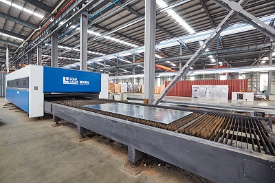 柴油发电机组生产现场